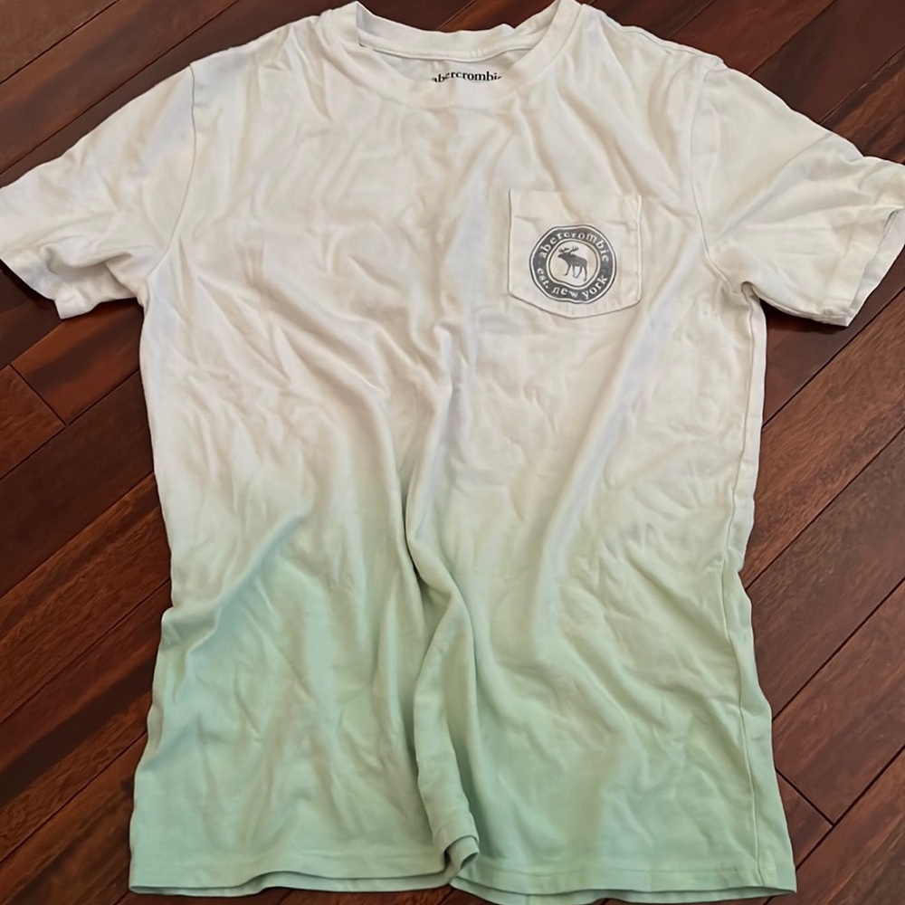 Abercrombie kids tee